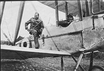 Capts Smith and Milne No 2 Sqn